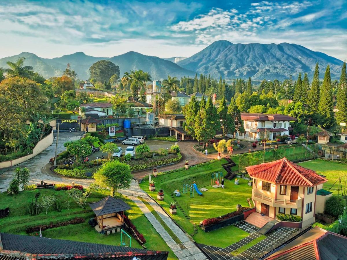 The Jayakarta Cisarua Hotel Puncak Exterior photo