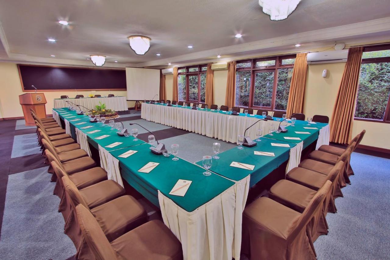The Jayakarta Cisarua Hotel Puncak Exterior photo