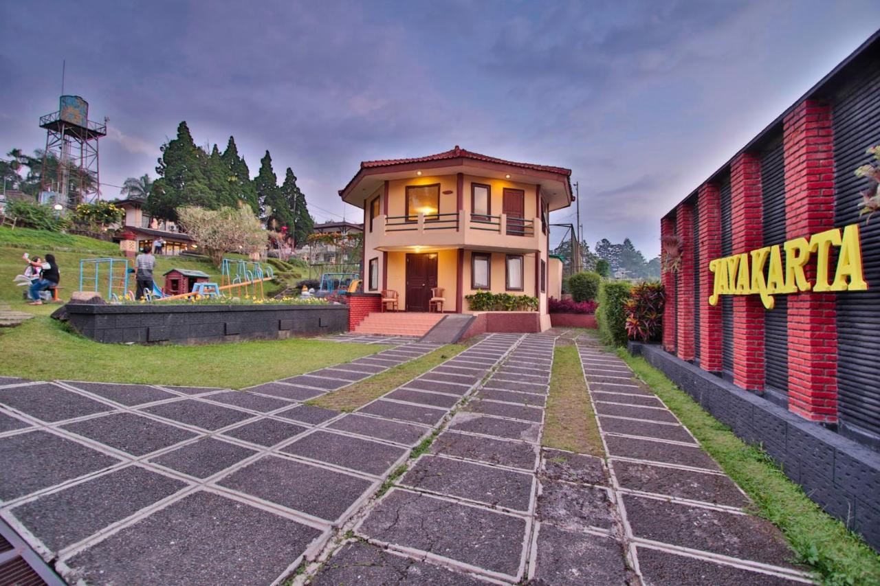 The Jayakarta Cisarua Hotel Puncak Exterior photo