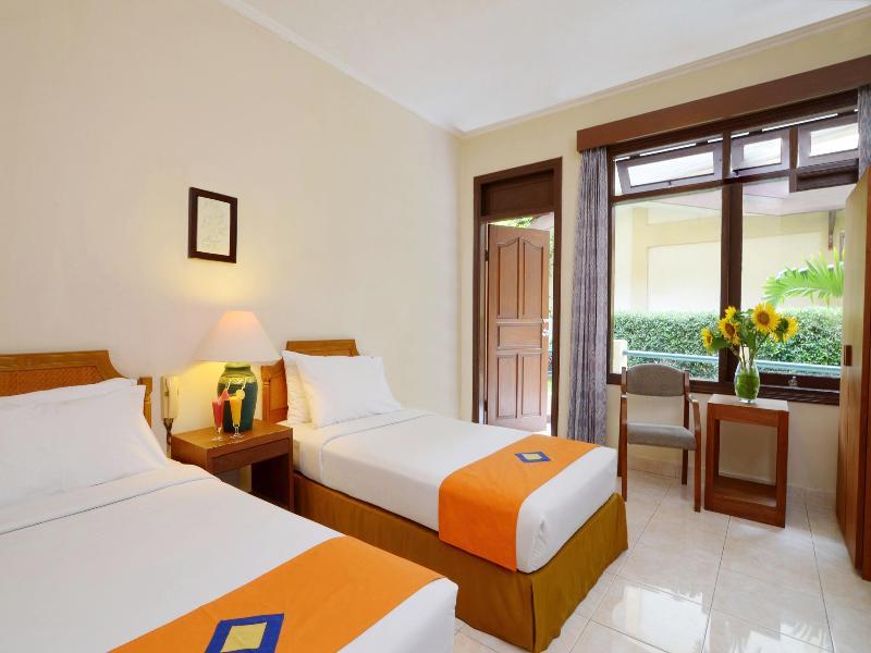 The Jayakarta Cisarua Hotel Puncak Exterior photo