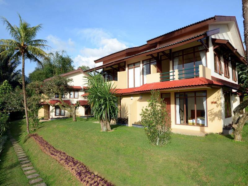The Jayakarta Cisarua Hotel Puncak Exterior photo